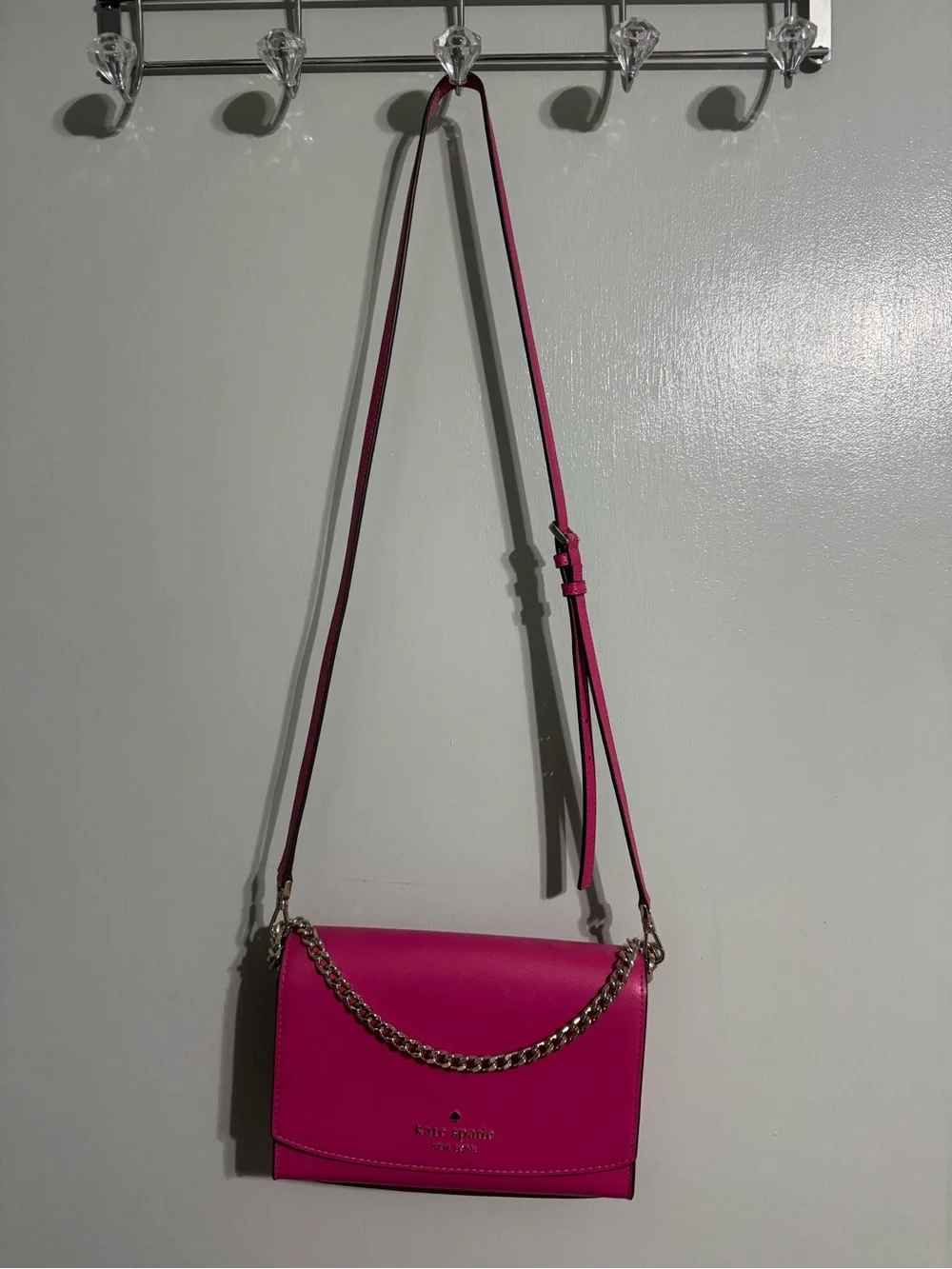kate spade New York Hot Pink Crossbody Chain Shoulder Bag